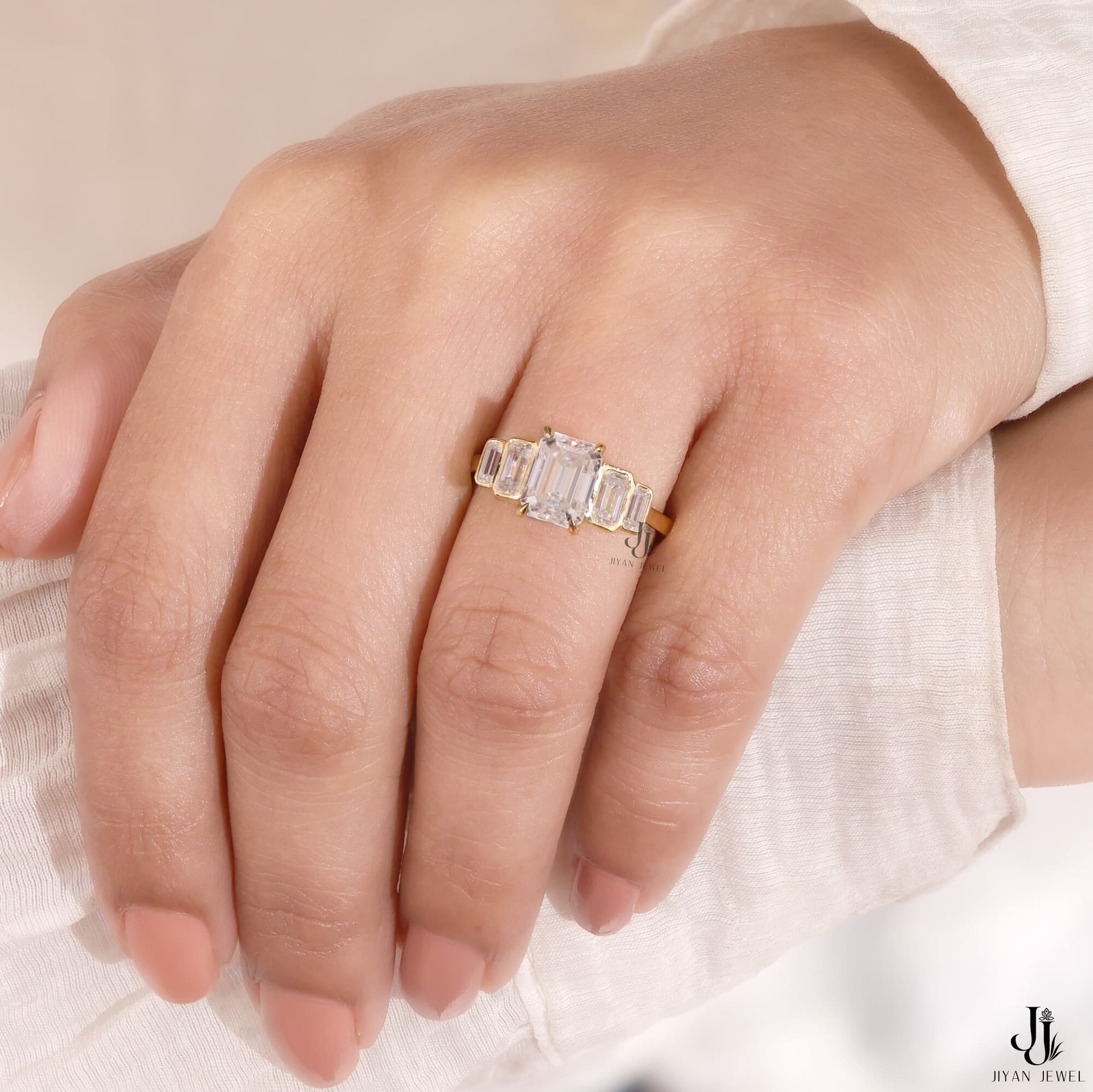 Deco Emerald Five-Stone — 14K Yellow Gold, view 4
