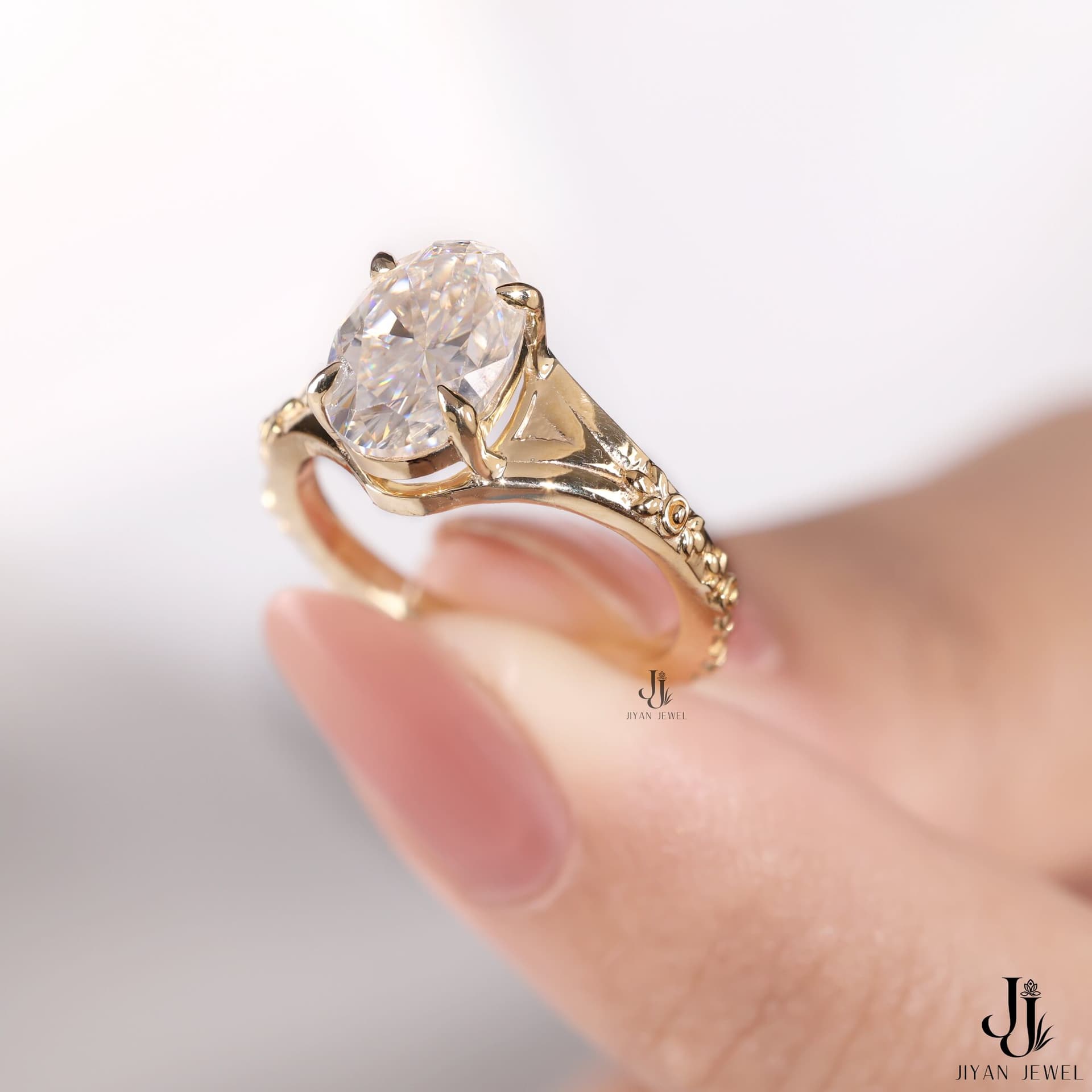 Etta Oval Split Solitaire — 14K Yellow Gold, view 4