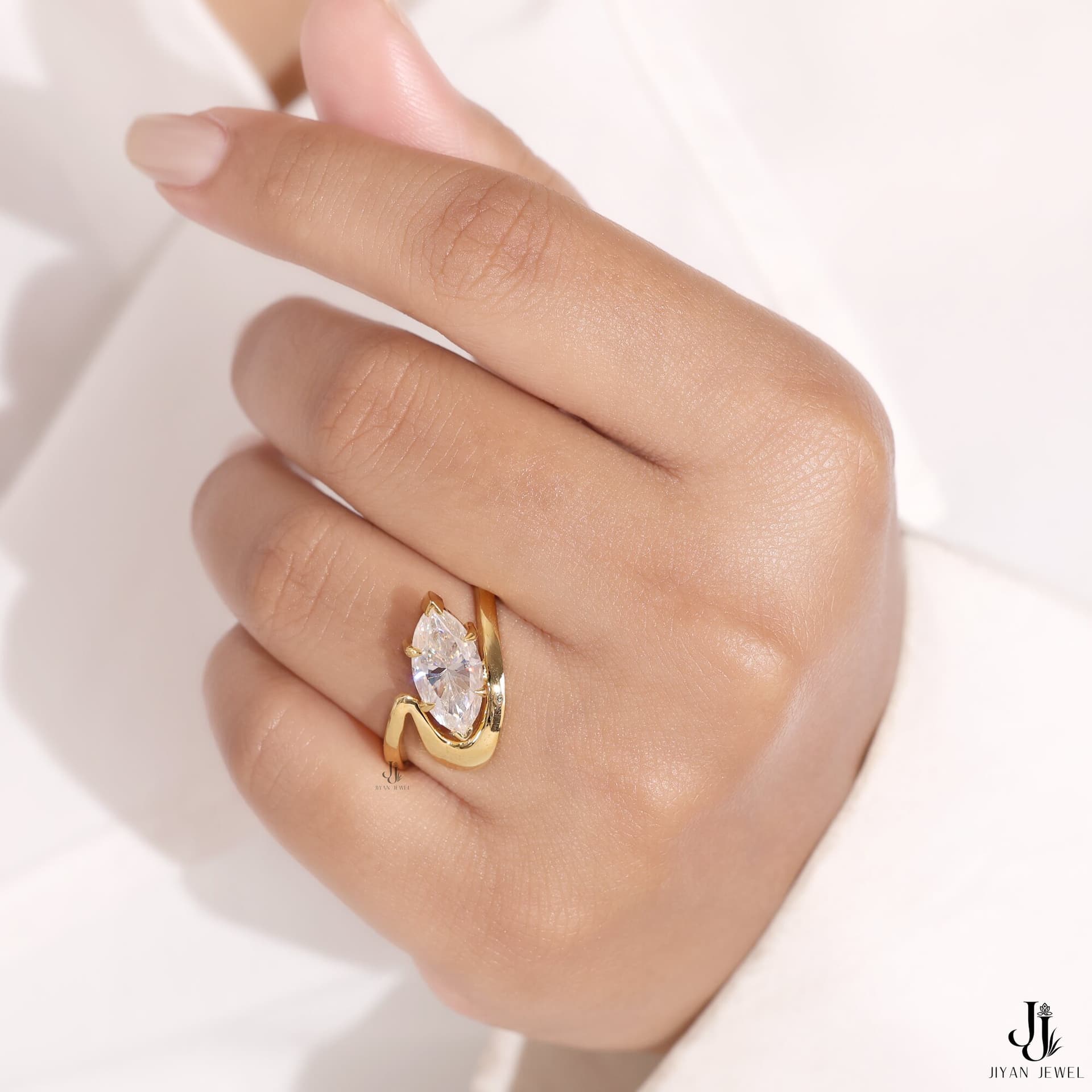Serpentine Marquise Ring — 14K Yellow Gold, view 4