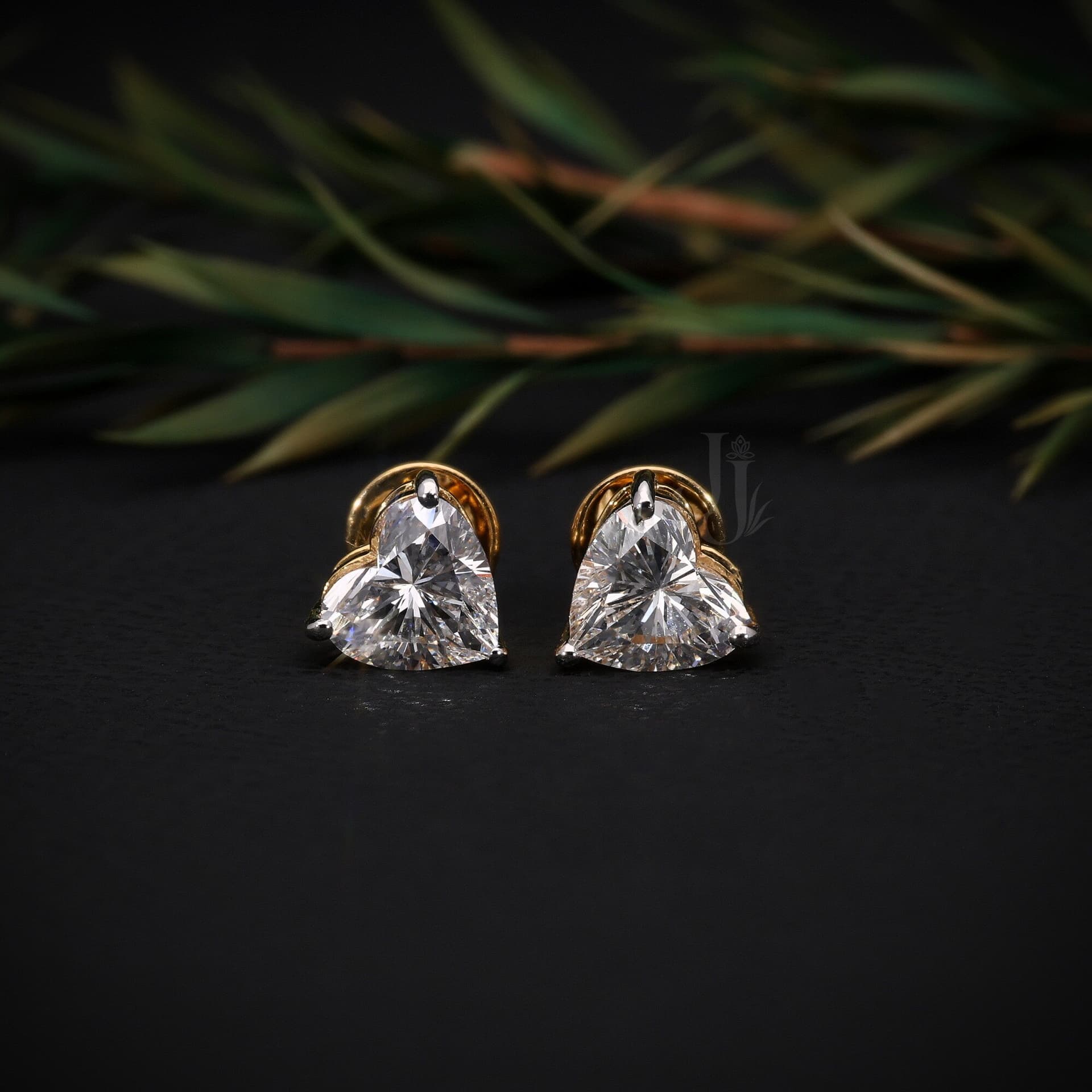 Amara Heart Solitaire Studs — view 1