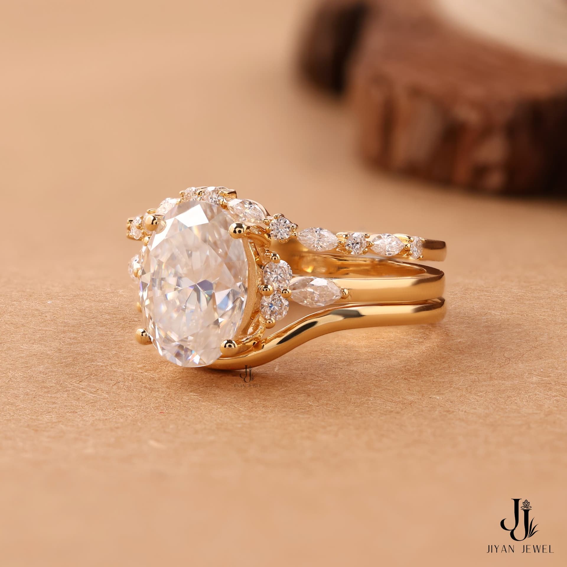 Corona Oval Crown Set — 14K Yellow Gold, view 2
