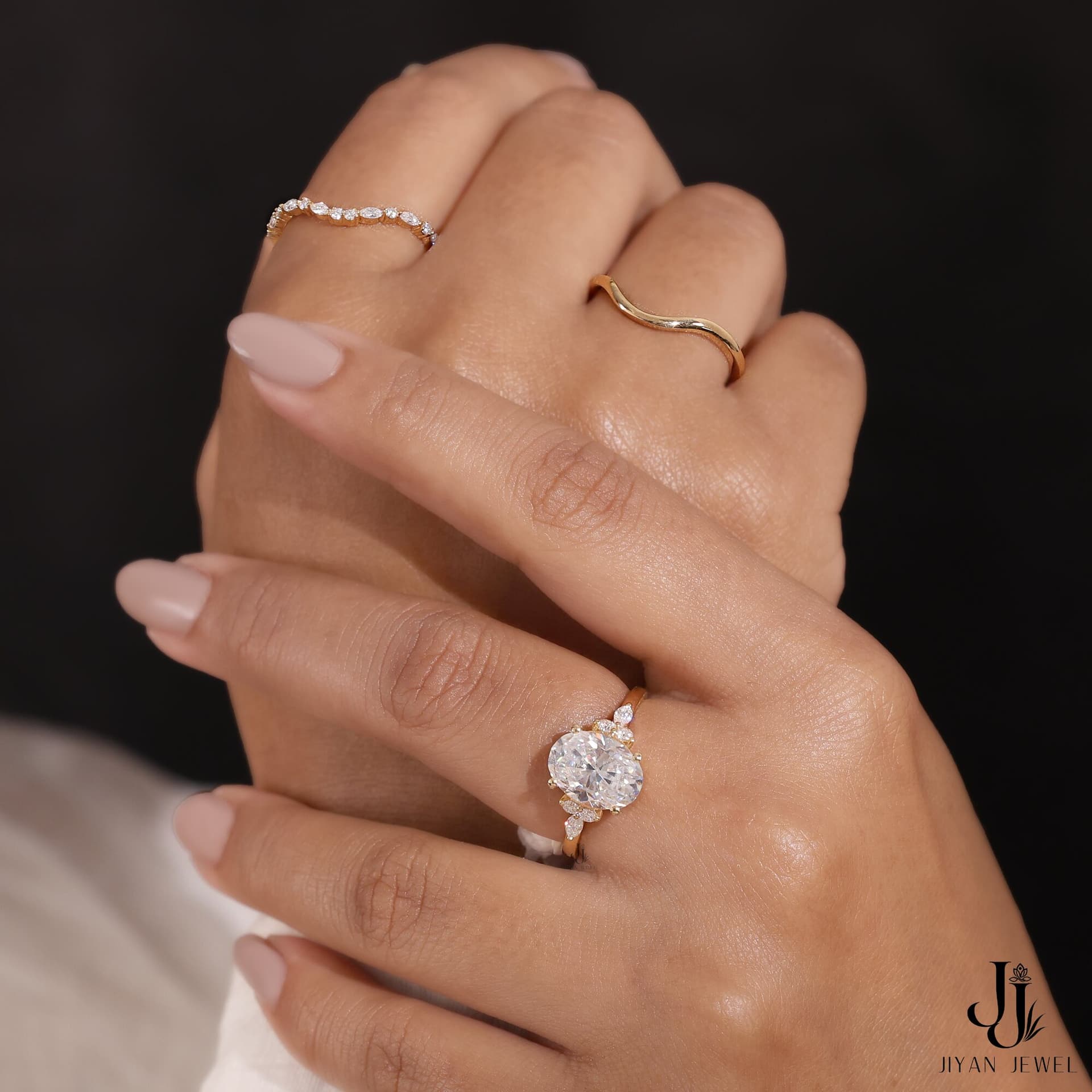 Corona Oval Crown Set — 14K Yellow Gold, view 3
