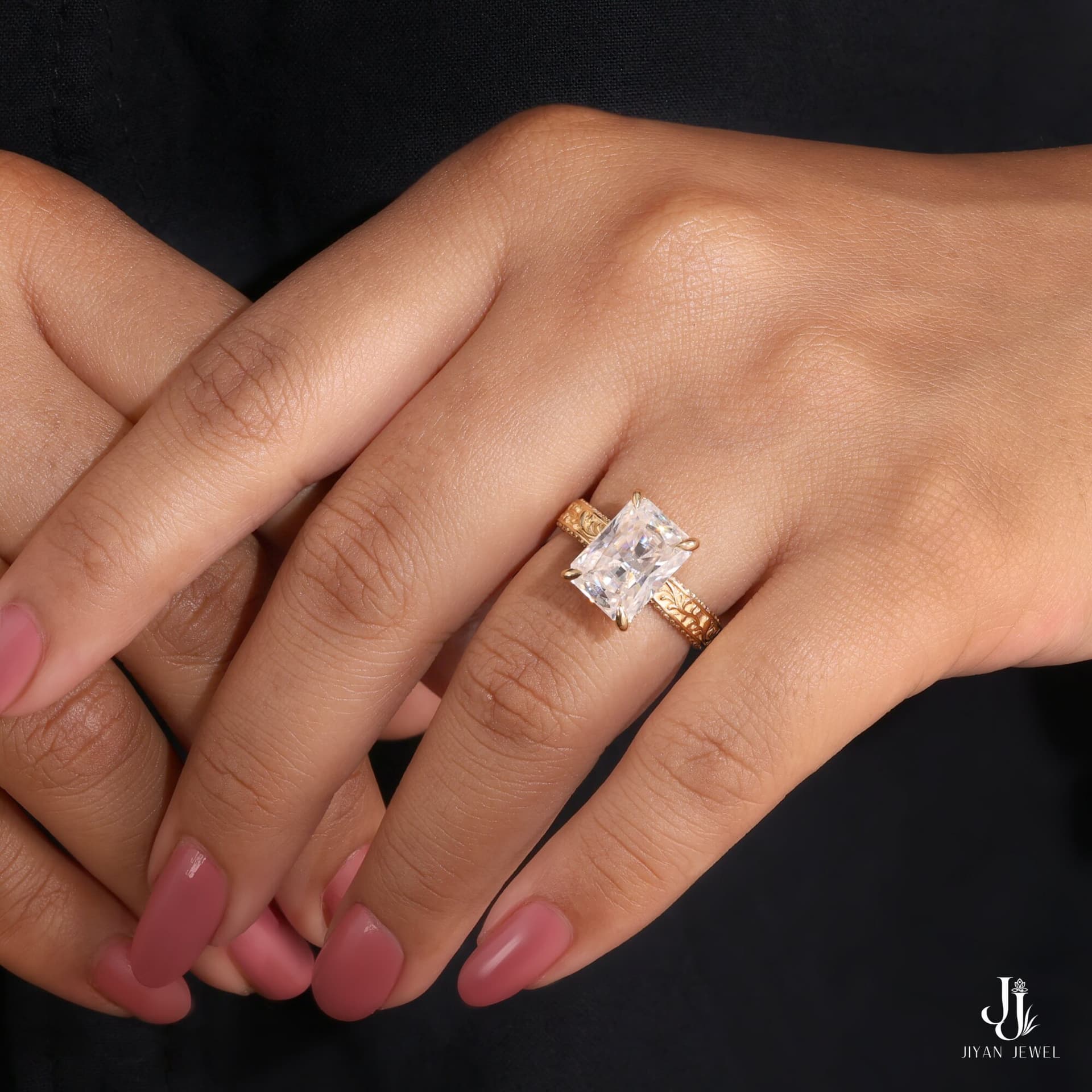 Florentine Radiant Solitaire — 14K Yellow Gold, view 2