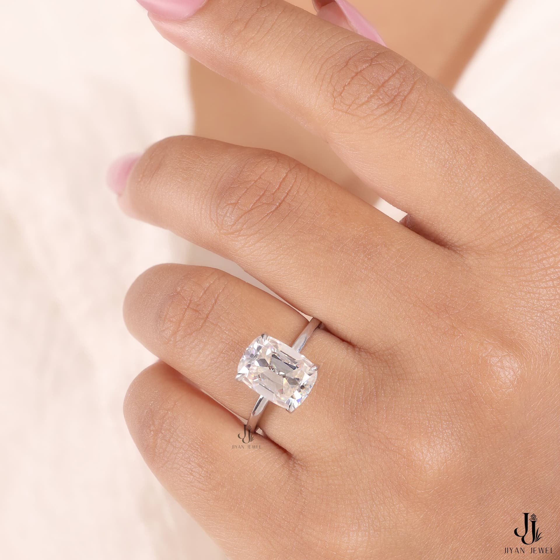 Noor Cushion Whisper Ring — 14K White Gold, view 1
