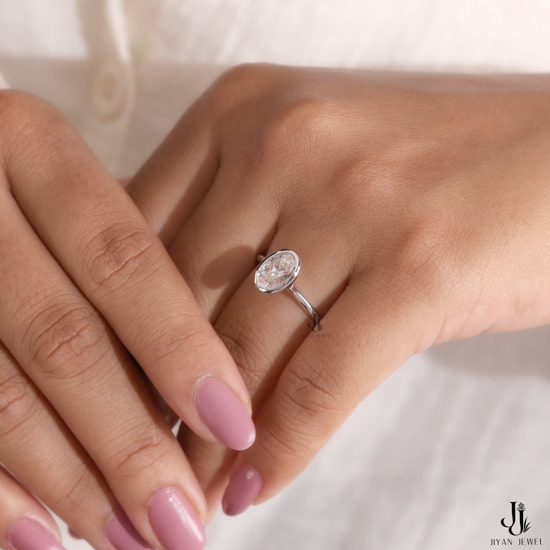 Seren Bezel Oval Solitaire — 14K White Gold, view 2